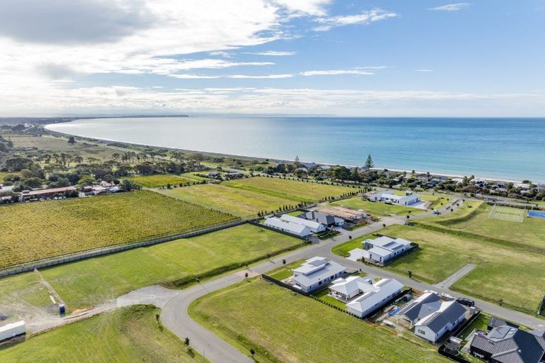 Photo of property in 27 Te Awanga Terrace, Te Awanga, 4102