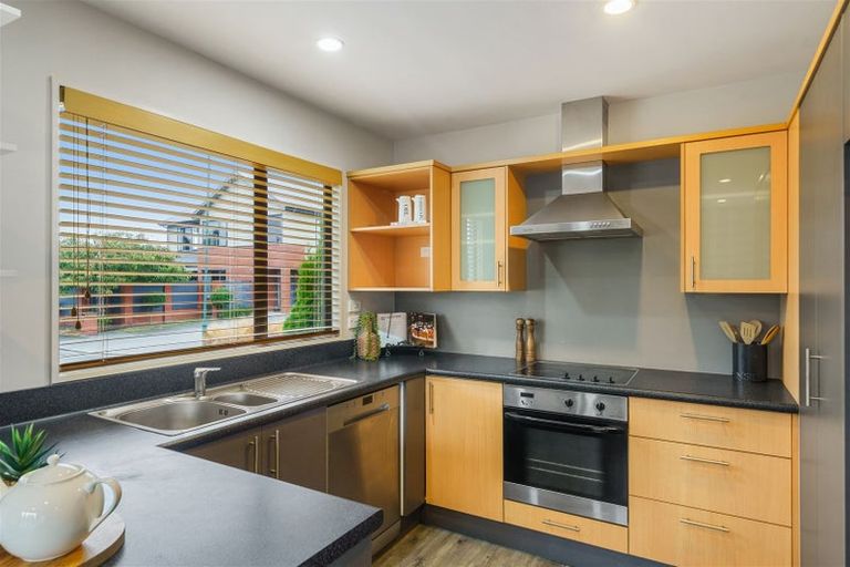 Photo of property in 14 Vangelis Lane, Mairehau, Christchurch, 8013