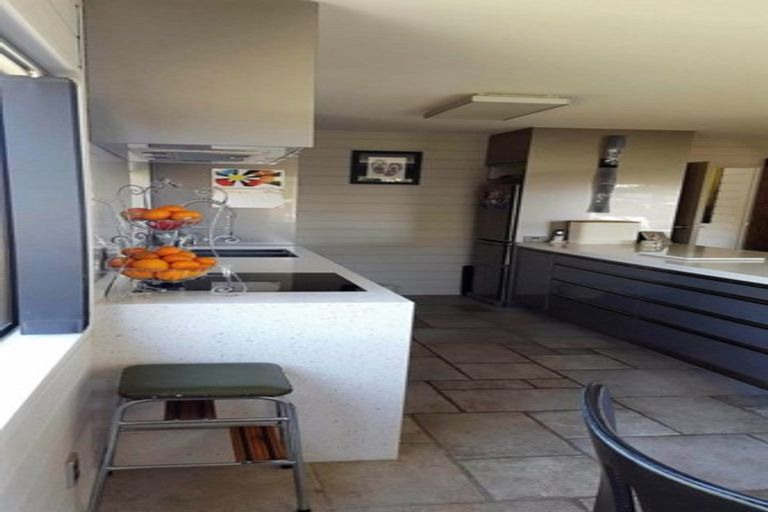 Photo of property in 112 Main Road South, Karoro, Greymouth, 7805