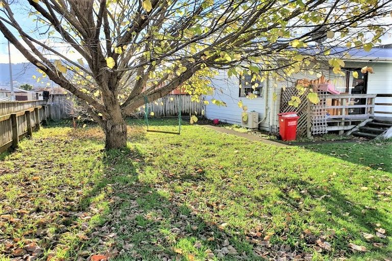 Photo of property in 1a Mchardie Street, Trentham, Upper Hutt, 5018