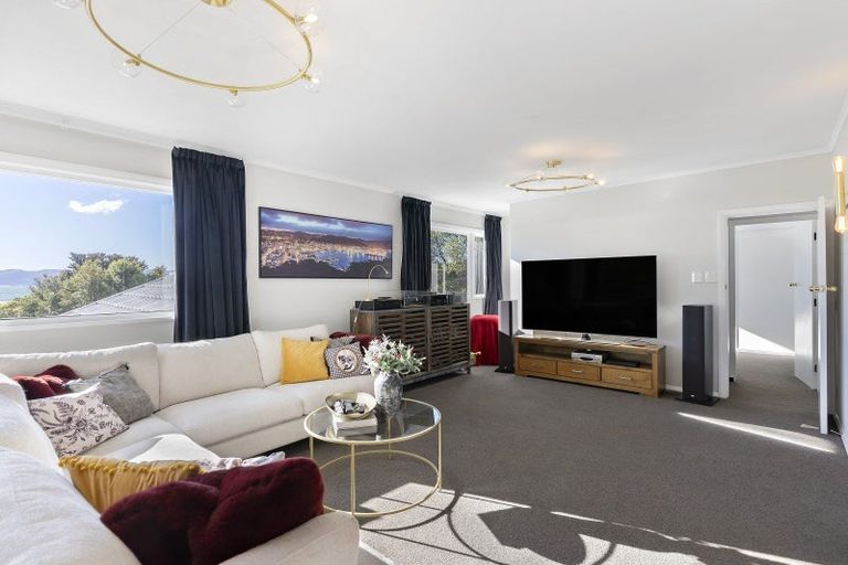 Photo of property in 22 Tawa Street, Eastbourne, Lower Hutt, 5013