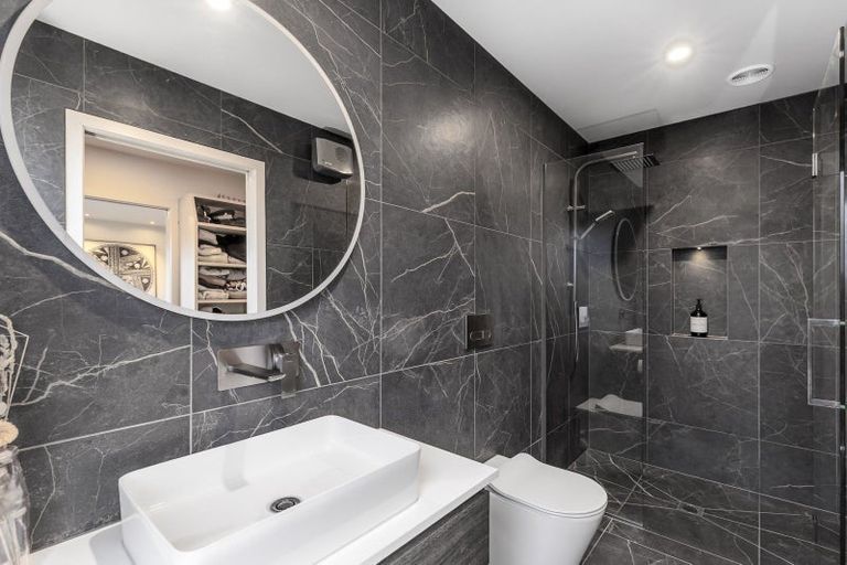 Photo of property in Northlake, 5 Linnburn Road, Wanaka, 9305