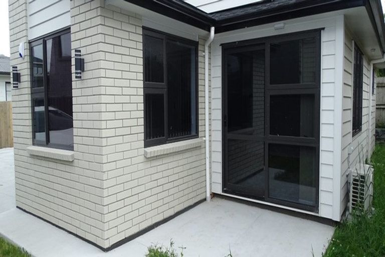 Photo of property in 8b Cambridge Road, Manurewa, Auckland, 2102