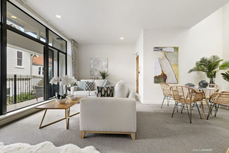 Photo of property in 28u9 Hobson Street, Thorndon, Wellington, 6011