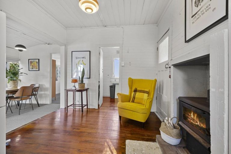 Photo of property in 34 Government Road, Raglan, 3225