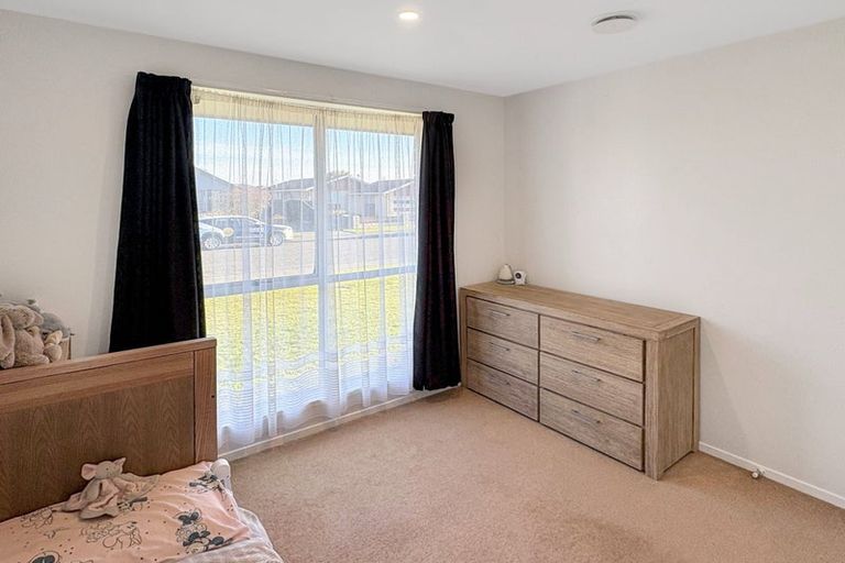 Photo of property in 32 Trevor Street, Hornby, Christchurch, 8042