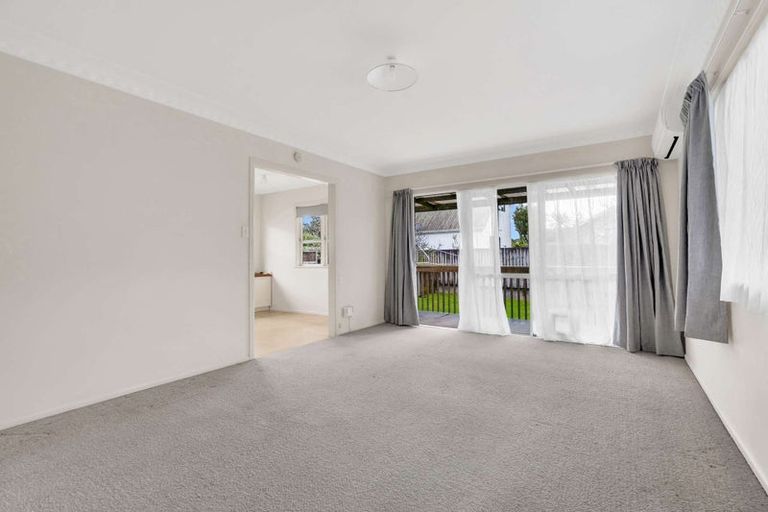 Photo of property in 14b Doment Crescent, Orewa, 0931