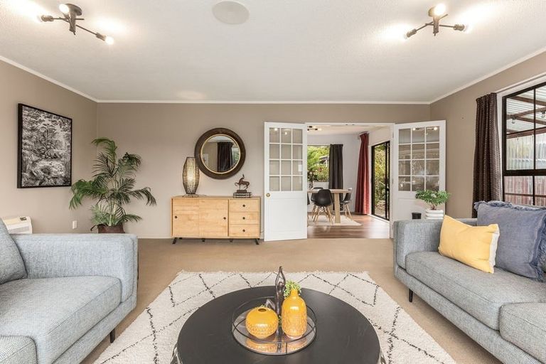 Photo of property in 2 James Cook Drive, Whitby, Porirua, 5024