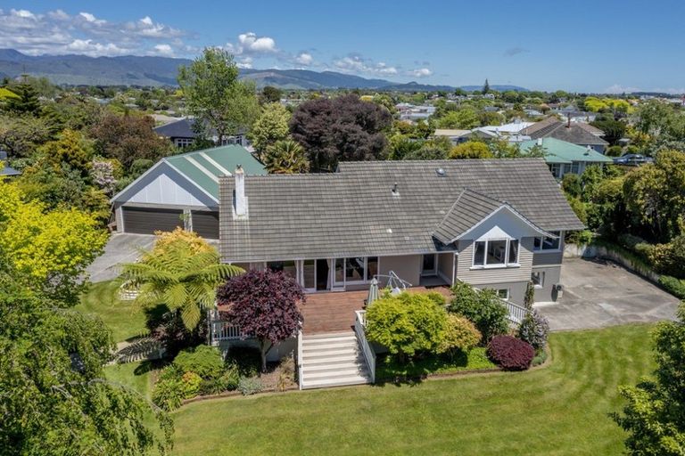Photo of property in 2 Macarthur Street, Levin, 5510