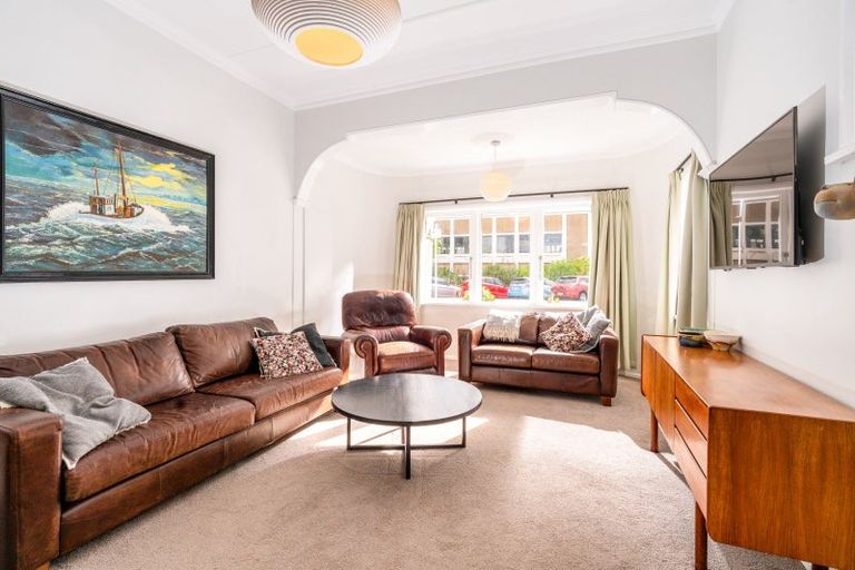 Photo of property in 9 Cruickshank Street, Kilbirnie, Wellington, 6022