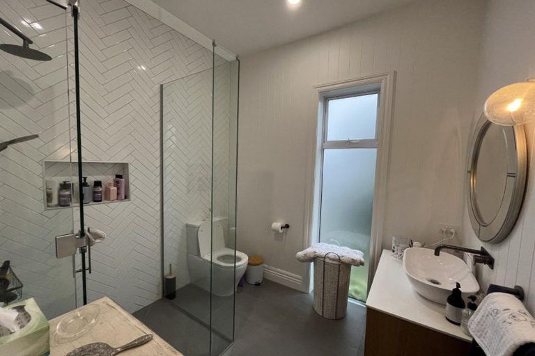 Photo of property in 161 Lemon Street, Strandon, New Plymouth, 4312