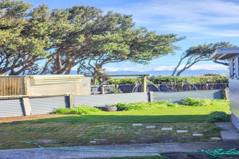 Photo of property in 15 Surrey Street, Orepuki, Riverton, 9881