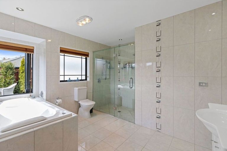 Photo of property in 16 Matemuri Drive, Papamoa Beach, Papamoa, 3118