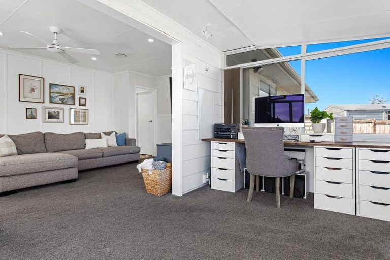 Photo of property in 9 Farnworth Crescent, Whakatane, 3120