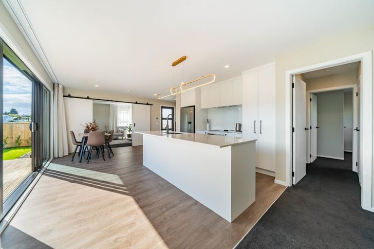 Photo of property in 74e Seddon Street, Wallaceville, Upper Hutt, 5018