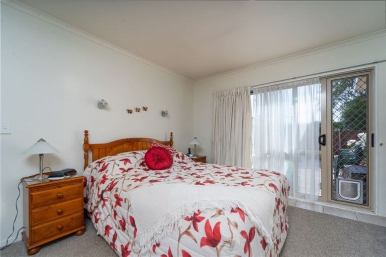 Photo of property in 2 Joan Allen Lane, Masterton, 5810