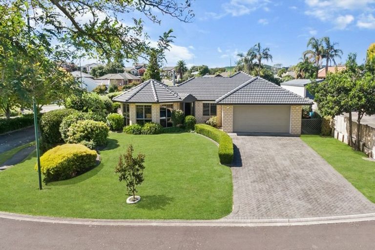 Photo of property in 1 Robinia Place, Ohauiti, Tauranga, 3112
