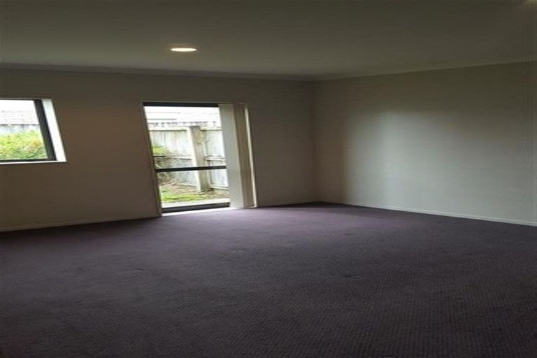 Photo of property in 70a Kayes Road, Pukekohe, 2120