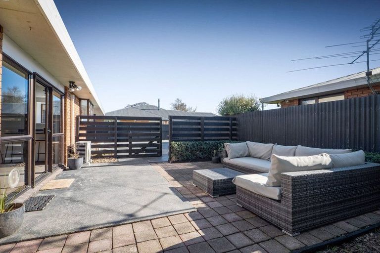 Photo of property in 2/4 Banks Street, Templeton, Christchurch, 8042