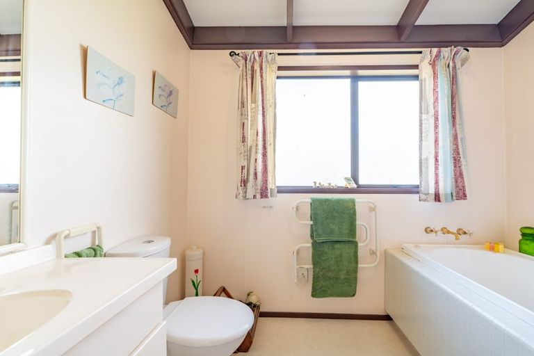 Photo of property in 216 Talbot Street, Geraldine, 7930