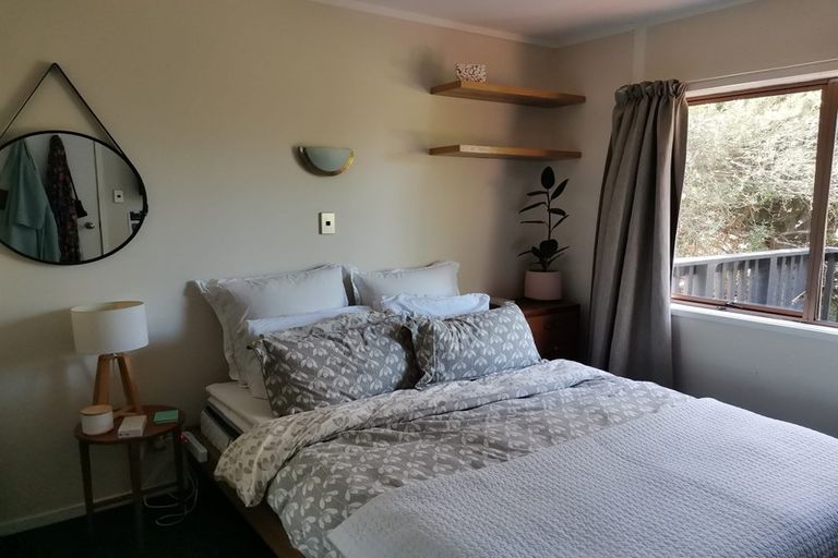 Photo of property in 85e Stottholm Road, Titirangi, Auckland, 0604