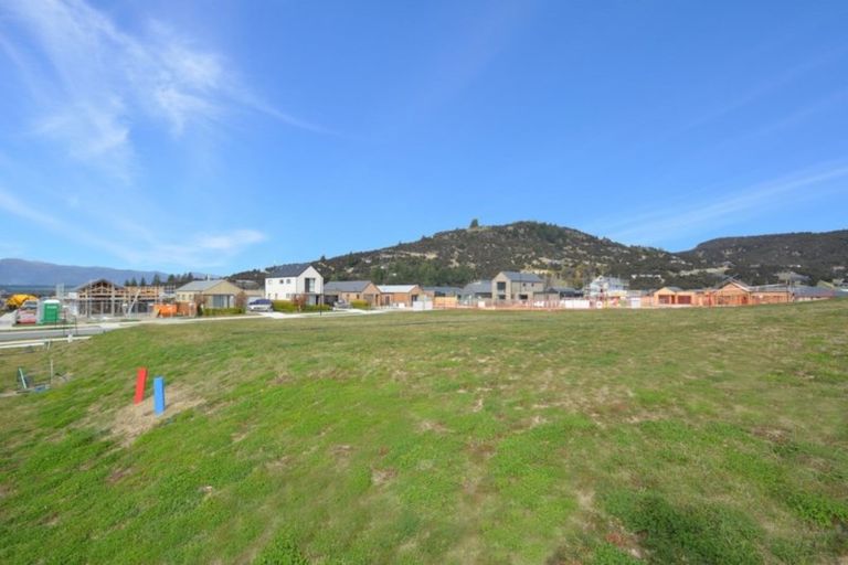 Photo of property in 51 Mount Linton Avenue, Wanaka, 9305