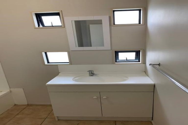 Photo of property in 3/427 Cashel Street, Linwood, Christchurch, 8011