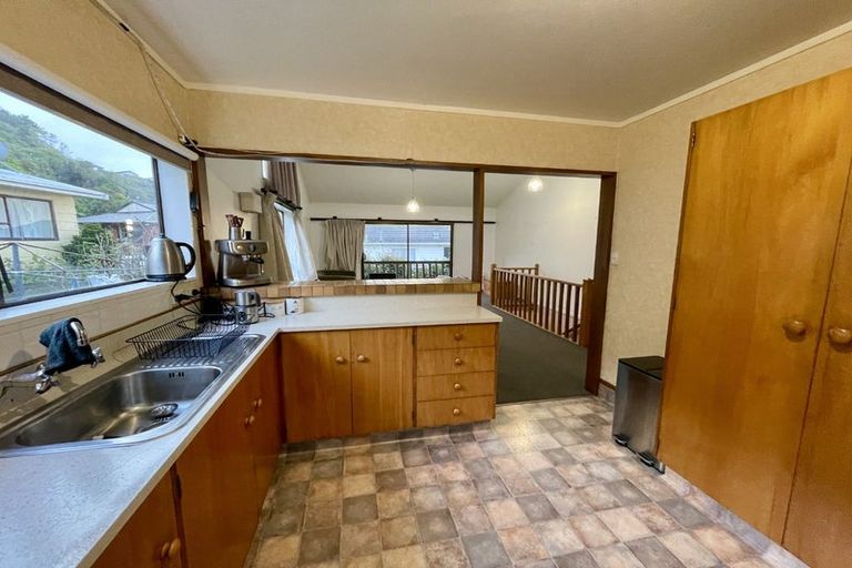 Photo of property in 60f2 Truscott Avenue, Johnsonville, Wellington, 6037