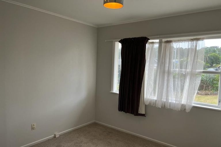Photo of property in 37 Hilling Street, Titirangi, Auckland, 0604