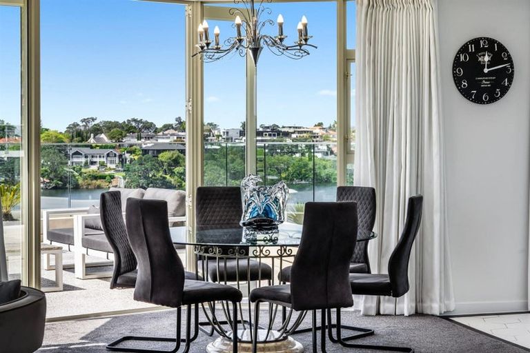 Photo of property in 1/90 Kitchener Road, Milford, Auckland, 0620
