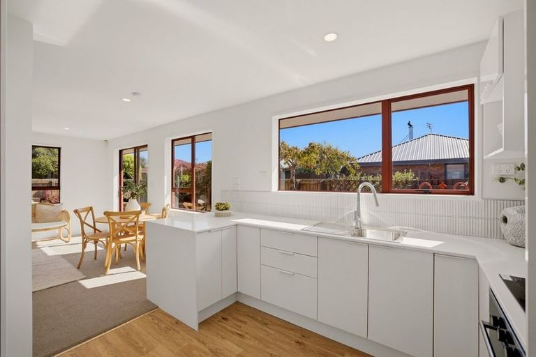 Photo of property in 52a Marriotts Road, North New Brighton, Christchurch, 8083