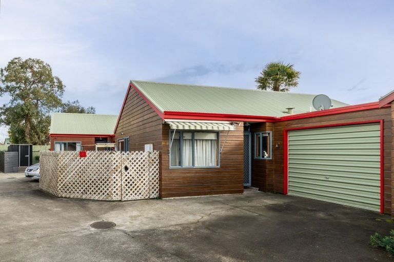 Photo of property in 3/411 Eastbourne Street East, Hastings, 4122