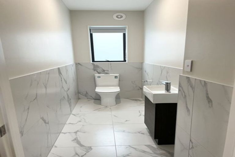 Photo of property in 37 Rapunga Drive, Hobsonville, Auckland, 0616