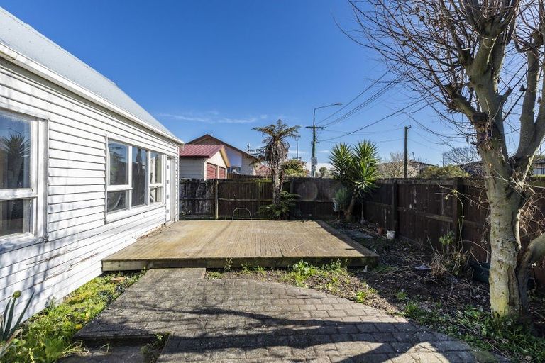 Photo of property in 8 Bass Street, Woolston, Christchurch, 8062