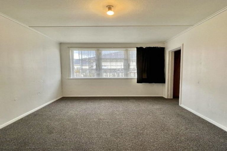 Photo of property in 36 Kummer Crescent, Masterton, 5810