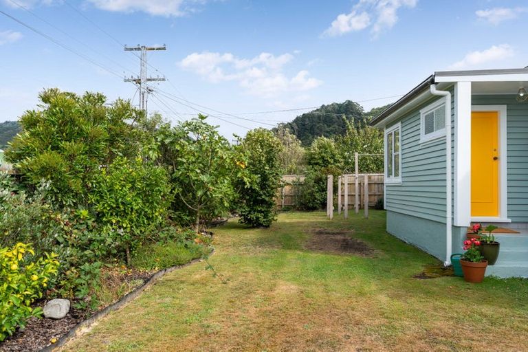 Photo of property in 33 Revans Street, Featherston, 5710
