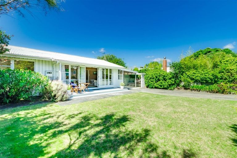 Photo of property in 92 Manly Street, Paraparaumu Beach, Paraparaumu, 5032