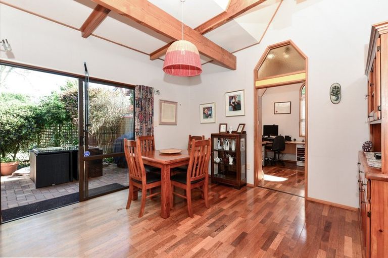 Photo of property in 18c Casey Avenue, Fairfield, Hamilton, 3214