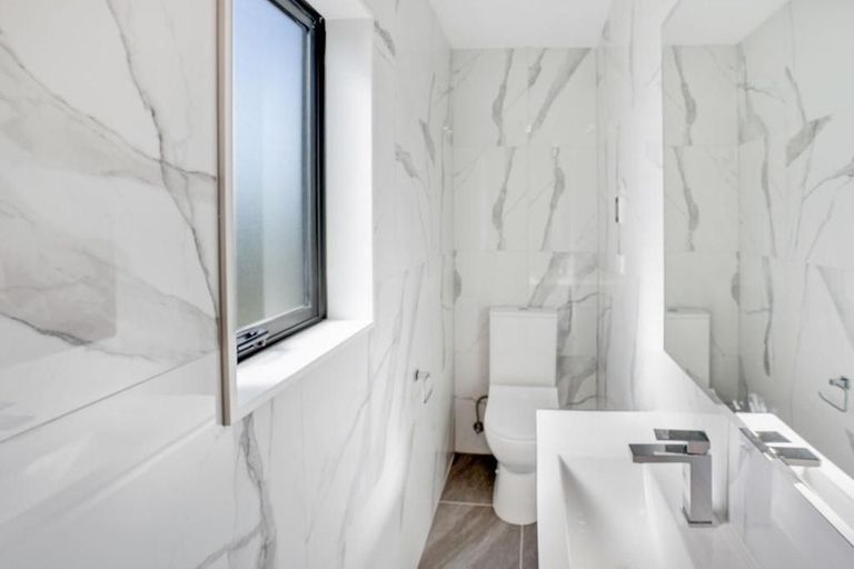 Photo of property in 20 Survila Street, Takanini, 2110