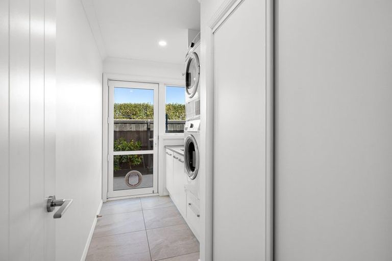 Photo of property in 32 Macphail Avenue, Rangiora, 7400