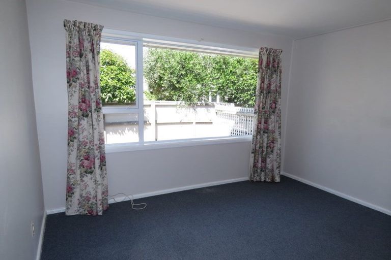 Photo of property in 2/67 Derby Street, St Albans, Christchurch, 8014
