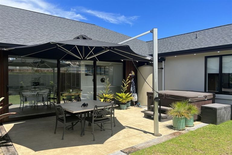 Photo of property in 15 Leeward Drive, Whitianga, 3510