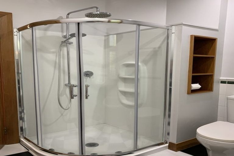 Photo of property in 9 Burrows Avenue, Karori, Wellington, 6012