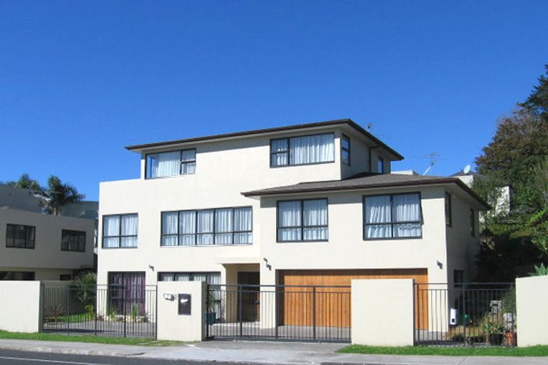 Photo of property in 2a Murvale Drive, Bucklands Beach, Auckland, 2014