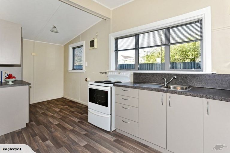 Photo of property in 1/17 Wildberry Street, Woolston, Christchurch, 8023