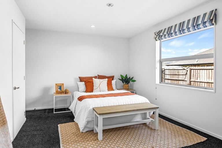 Photo of property in 11 Handley Crescent, Wigram, Christchurch, 8042