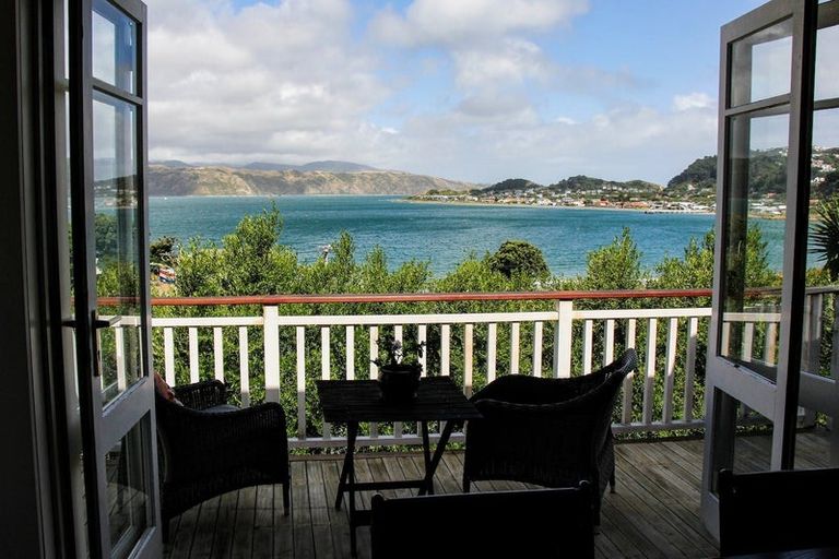 Photo of property in 90a Awa Road, Seatoun, Wellington, 6022