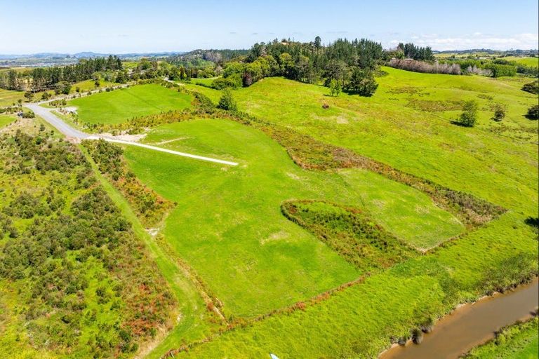 Photo of property in 2136c Cove Road, Mangawhai, 0573