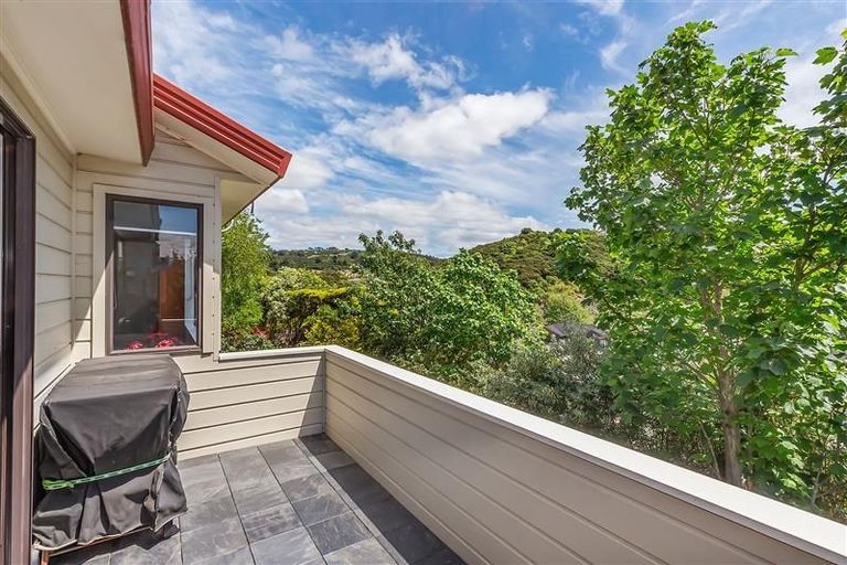 Photo of property in 32b Sailmaker Close, Whitby, Porirua, 5024