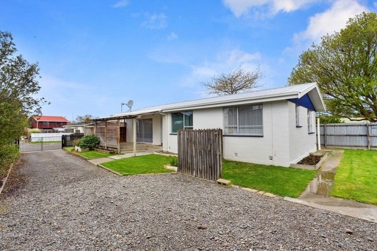 Photo of property in 39 Martyn Street, Rangiora, 7400